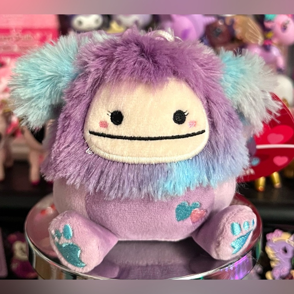 Eden the Purple & Blue Bigfoot 3.5" Valentine Squishmallow Clip